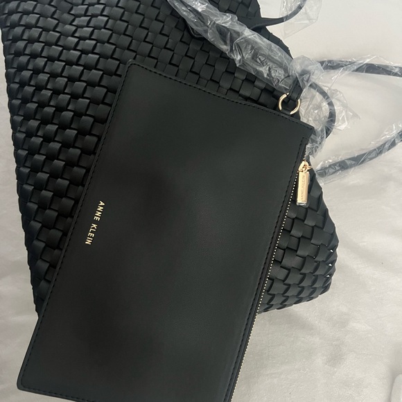 Anne Klein Black Quilted Tote Bag with pouch - Picture 2 of 8